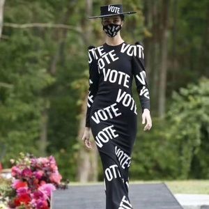 Meet your Posher, Gloria